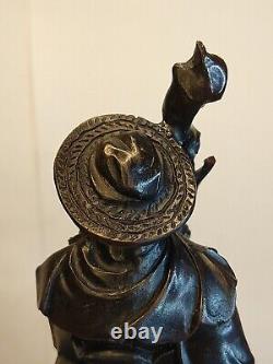 Fine Cherry Chinois Rouge Bois Sculpté Figure De L'homme Porter Bouddha Panier Personnel