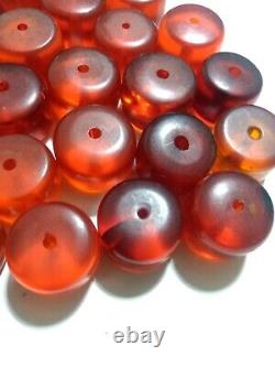 Lot antique de perles en ambre cerise en bakélite Faturan, poids de 280 g.