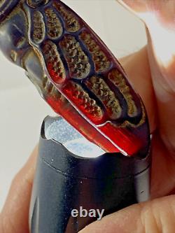 Pendentif d'amulette de collier de cigale en ambre de cerisier sculpté chinois antique vintage