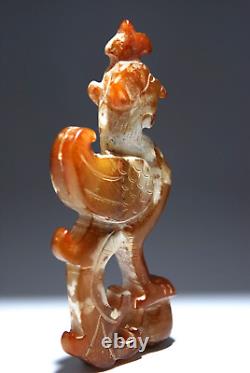 Sculpture ancienne rare et exquise en cornaline représentant l'oiseau Phoenix