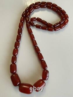 Superbe Collier De Perles Bakelite En Marbre Antique Cherry Amber 105 Grammes