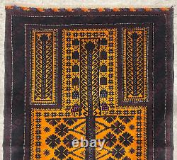 Tapis de zone en laine oriental Balouch tribal ambré et bourgogne noué à la main 2'10 x 4'9