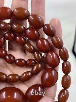 Vieux Collier D'ambre Cerise Nuageux Antique Avec Perles En Forme D'olive 51 Grams