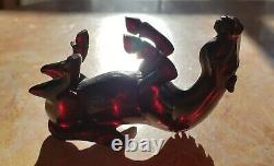 Vintage Chinois Sculpté Cerise Rouge Ambre Acrylique Cheval Statue Figurine Animale