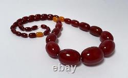 Vinture Cherry Amber Bakelite Marbled Oval Bead Necklace 63,8gm Faturan Prayer