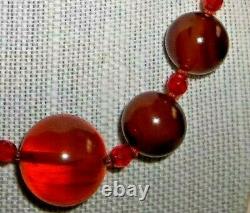 Wow Vintage 40s Bakelite Cherry Red Amber Rond Collier Perlé 113.5g- 28 Long